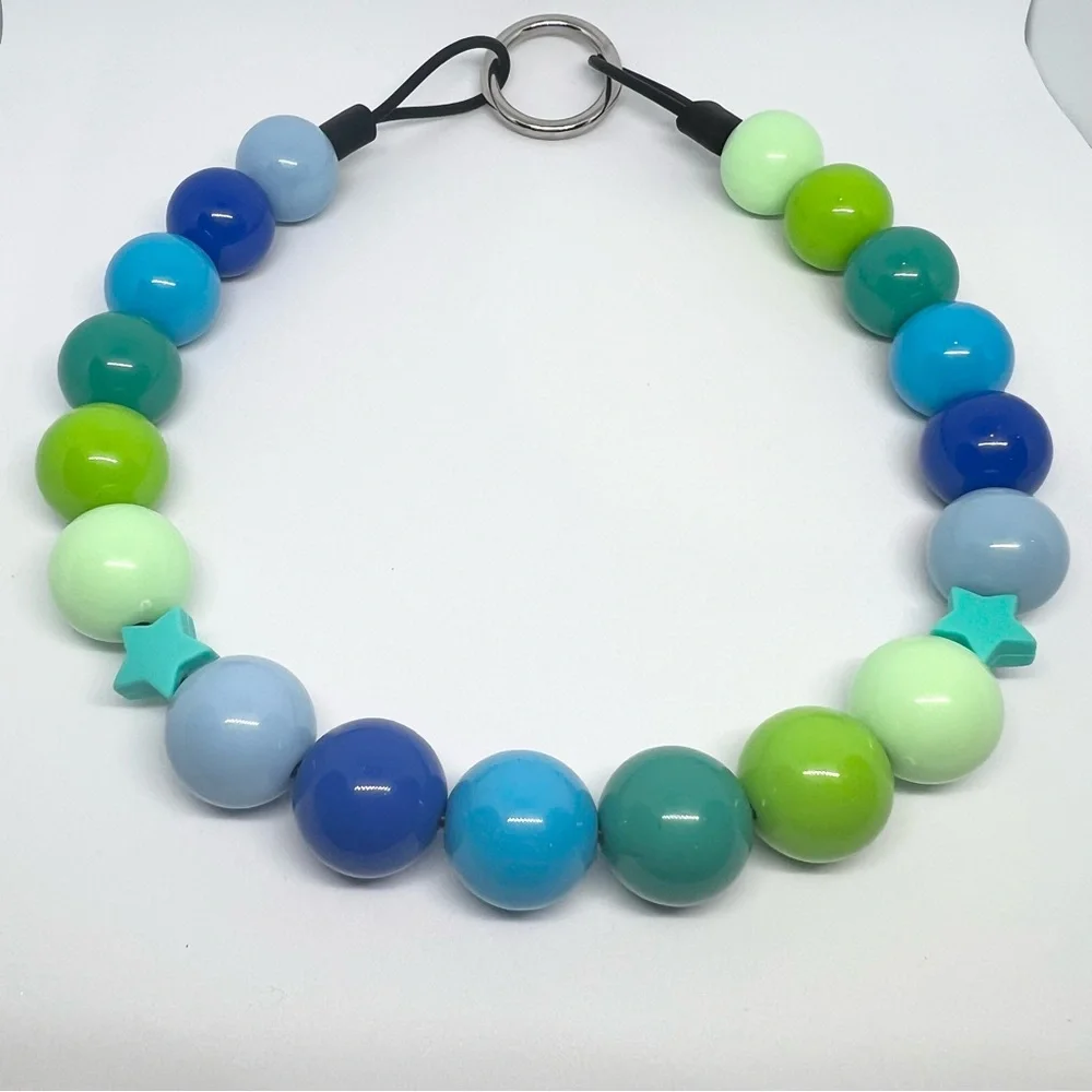 Blue Green Teal Gradient Beaded Dog Collar Necklace Size Medium - 16 inches